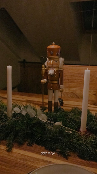Holiday table Garland